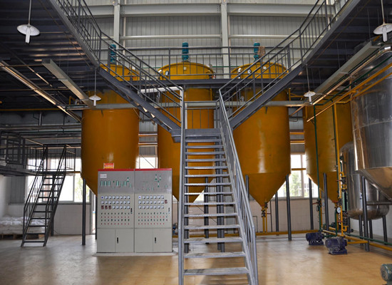 Batch type edible oil degumming, neutralization,deodorization