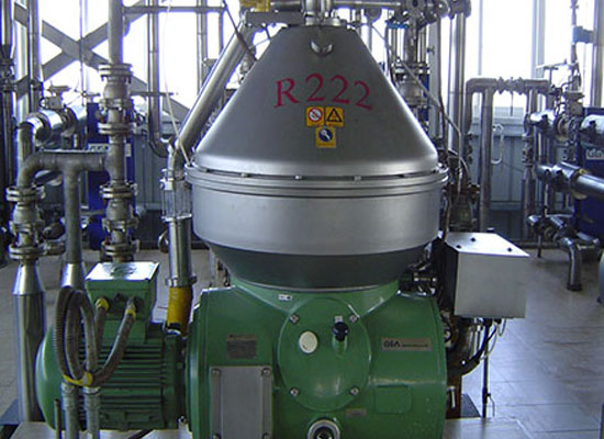 Edible oil refinery machinery