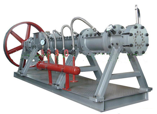 Oil extruding machine 